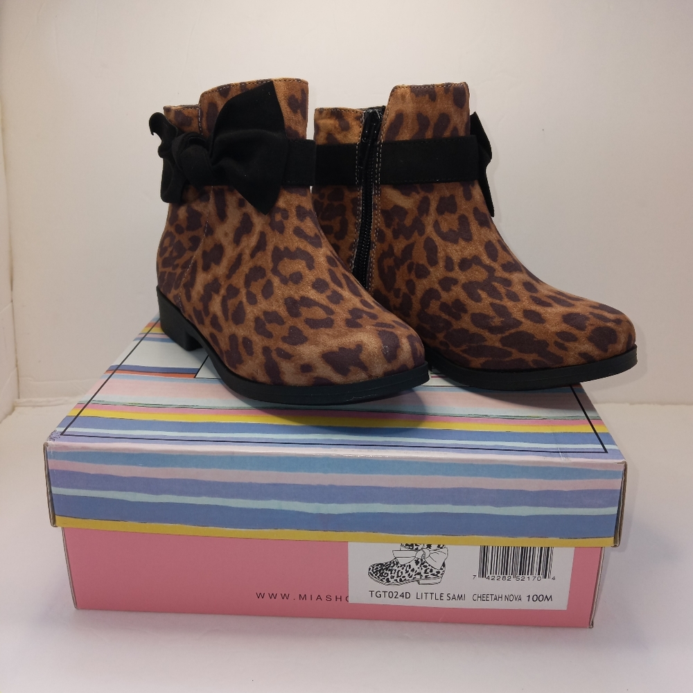 Girl's Ankle Length Boots zipper Size10
